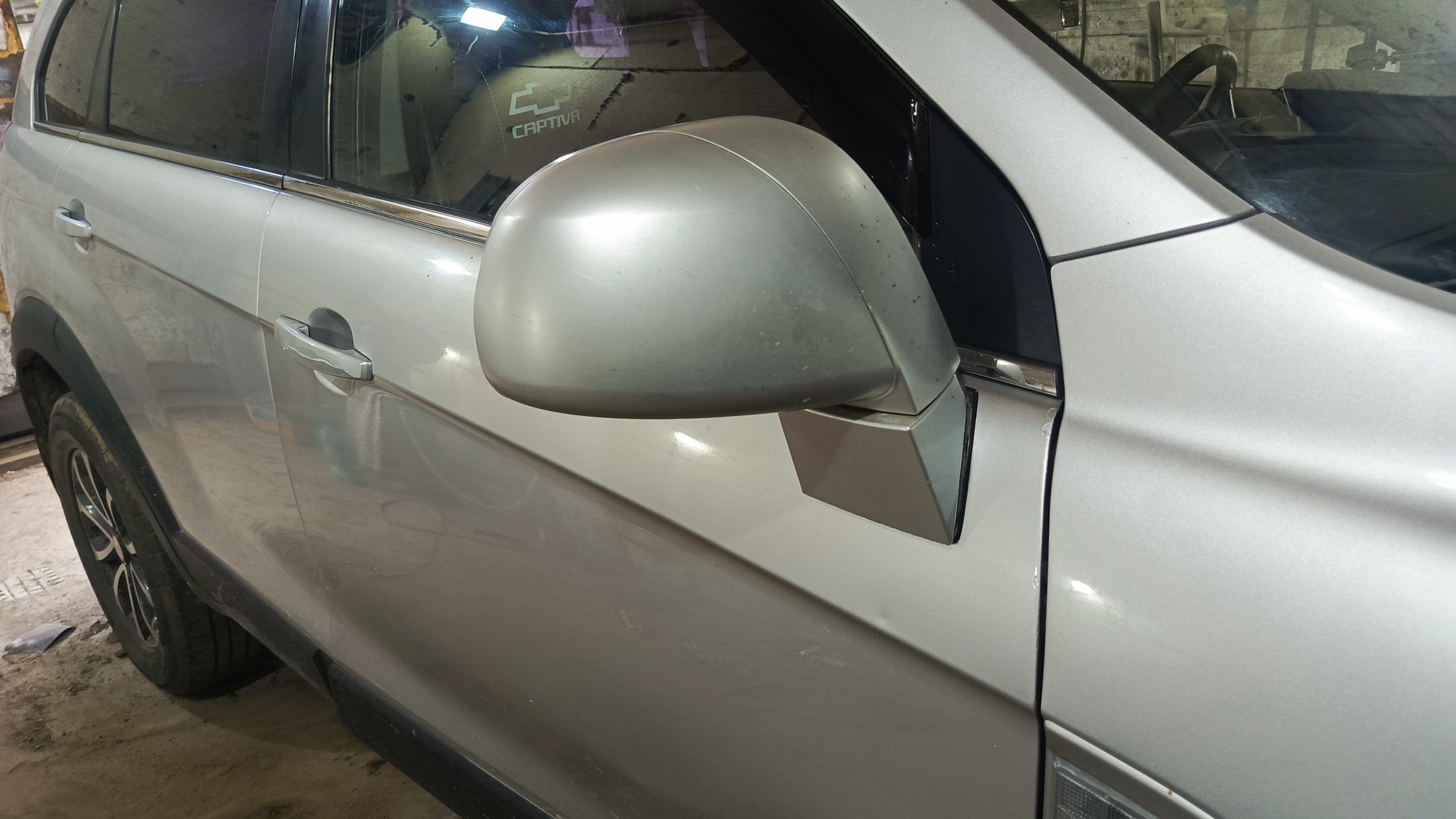 как снять переднее правое зеркало двери Шевроле Каптива,Chevrolet Captiva 2012 год