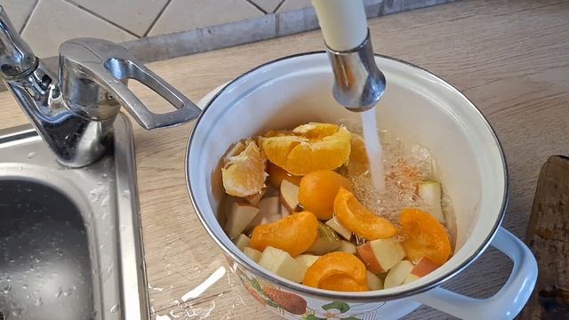 Собираем чемоданы на море// Куда поступил Женя// Готовлю несколько блюд