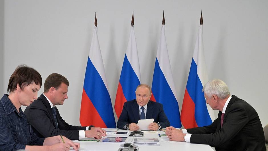 Совещание о ходе реализации мастер-плана Магадана