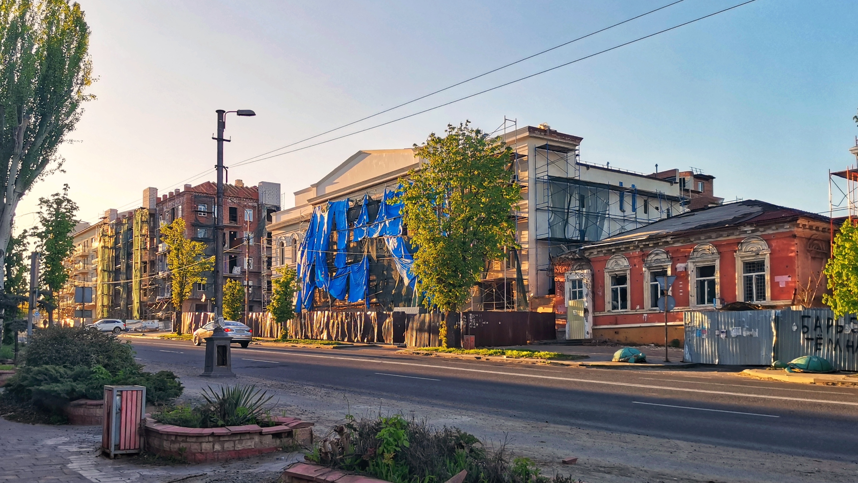 МАРИУПОЛЬ После строительных Проверок Жители оценили 🏰Восстановление и Жизнь Сегодня