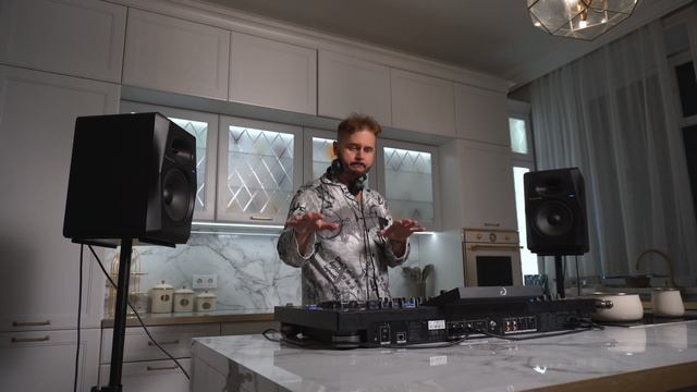 Kolya Funk - Exclusive Mix (August 2025)