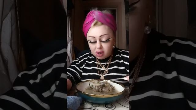 ПРИВЕТУЛИ ДЕВЧУЛИ !)