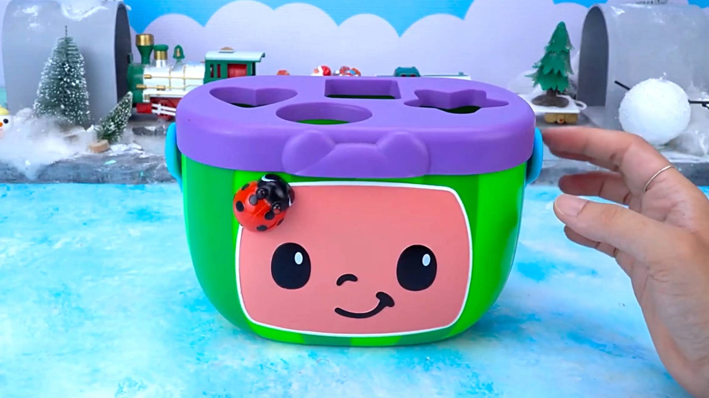 Развивающие игрушки. Игровые наборы для развития детей. Для малышей мультики. Игры для детей