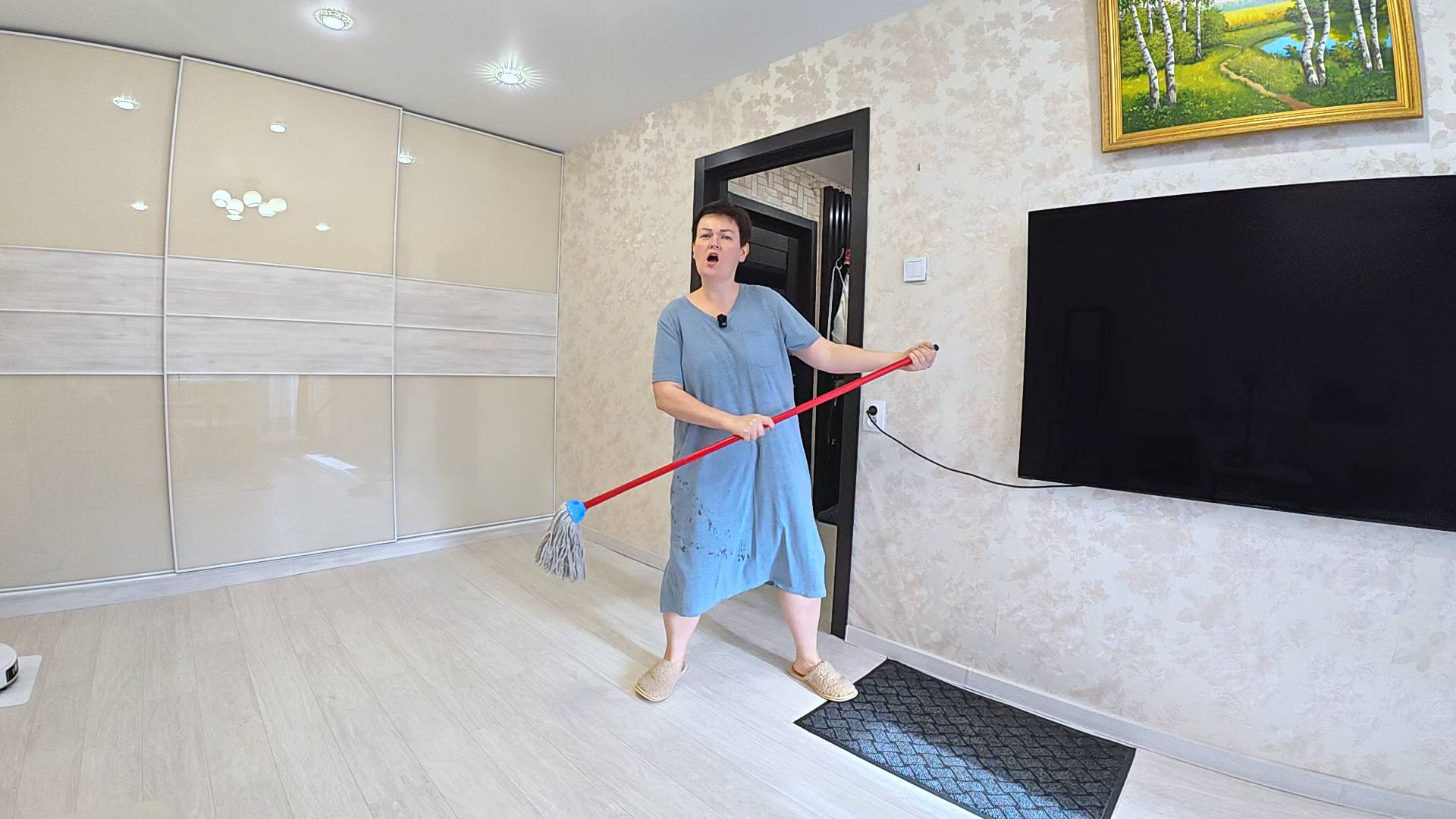 РАСПРОДАЛА остатки техники! СКОЛЬКО ДЕНЕГ отбили?! ДОРВАЛАСЬ до готовки варю быстрые ЩИ на обед Влог