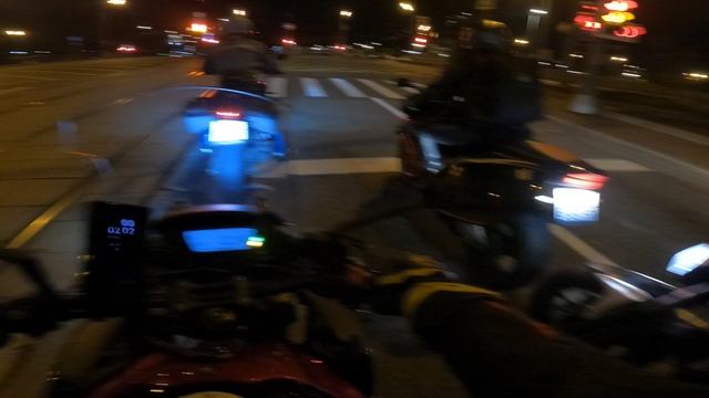 ночная поездка #moto #motorcycle #kawasaki #suzuki #road #trip #мото #мотопоездка #мотоциклы