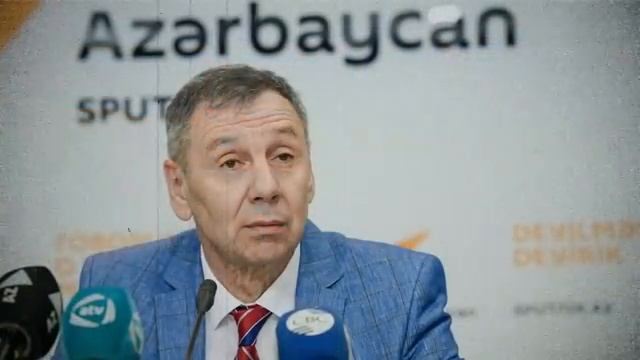 СВОЙ СРЕДИ ЧУЖИХ. КТО ЗАКАЗАЛ ГЛАВНОГО ПОЛИТОЛОГА КРЕМЛЯ?