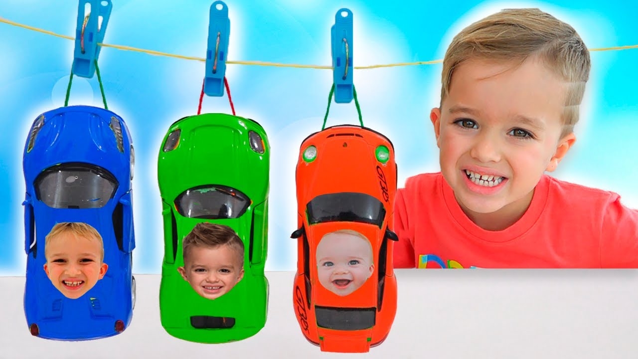 Влад и Ники раскрашивают игрушечные машинки и играют в музее машин! Веселое видео для детей!
