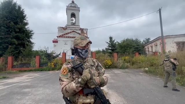 Апти Алаудинов "АХМАТ". Установка памятных знаков в честь погибших бойцов