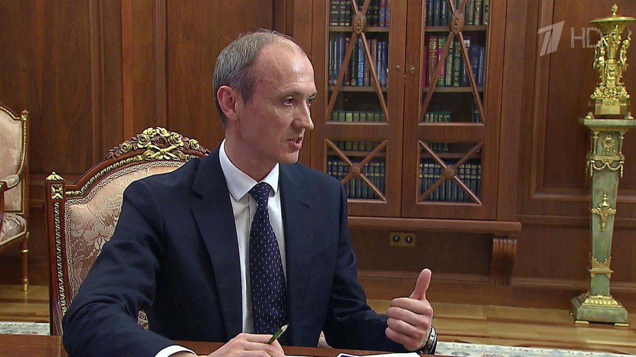 О новых мерах борьбы с мошенниками Владимиру Путину рассказал вице-премьер Дмитрий Григоренко