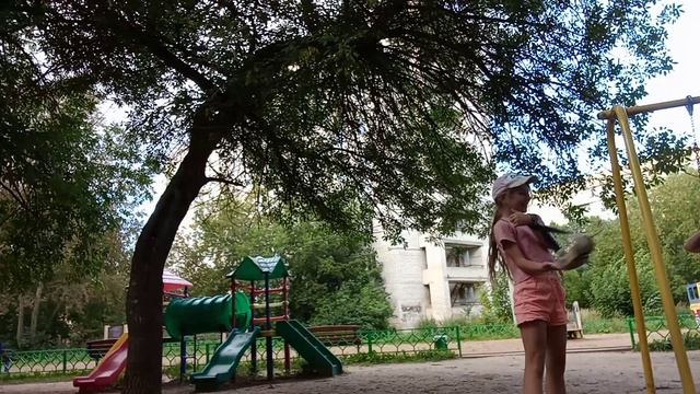 вторая часть у разных людей болячки возрастов
