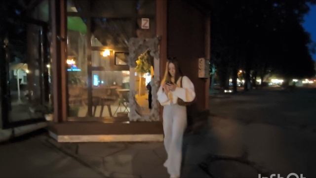 Принесла котёнку рыбку с работы