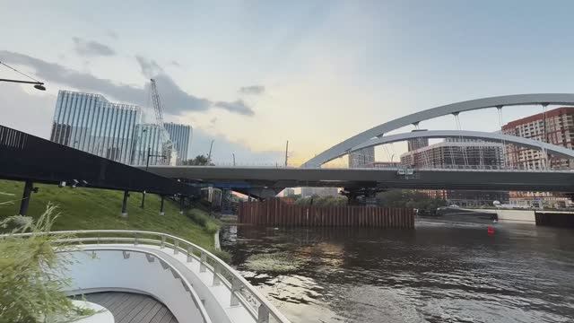 Москва, России - отправляемся смотреть новые проекты, магазины и жизнь городов