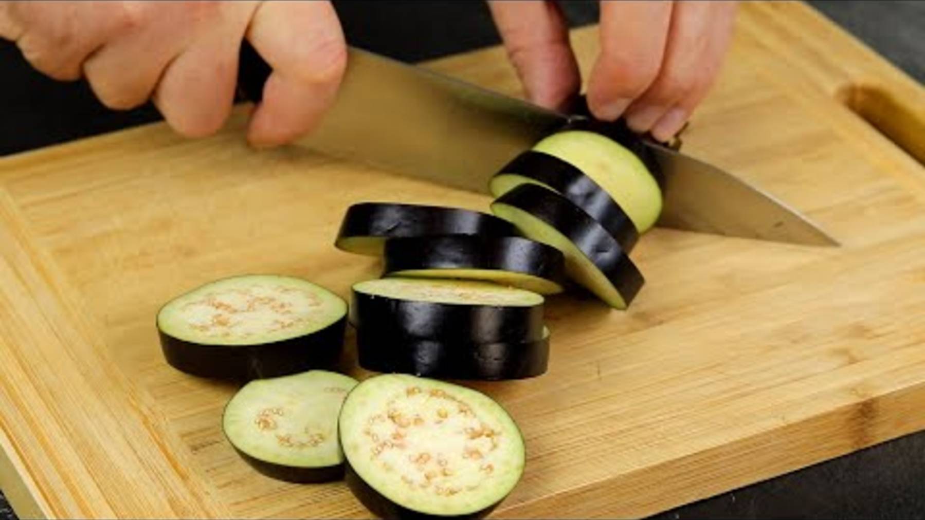 Боже, как вкусно! Я всегда буду так готовить! Просто нарежьте баклажаны🍆 кружочками