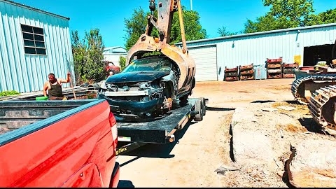 Самая дешёвая тачка с аукциона за $125 — не поверишь, что с ней стало!