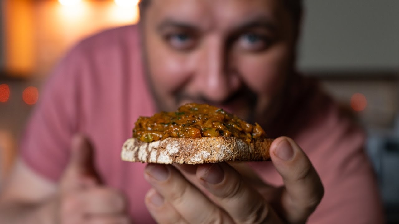 Баклажанная икра. Простой рецепт вкусных баклажан.