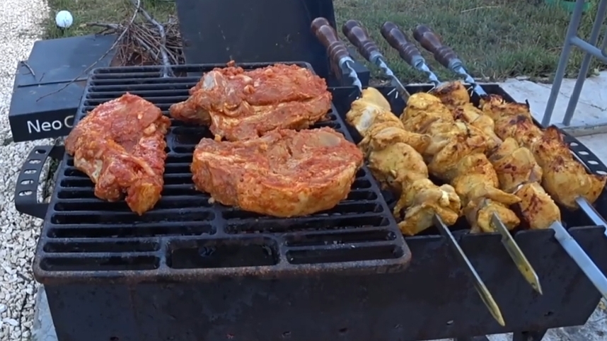 ВЛОГ : ПРИЕХАЛИ НА ДАЧУ ОТДЫХАТЬ С НОЧЕВОЙ / БАКЛАЖАНЫ И МЯСО НА МАНГАЛЕ