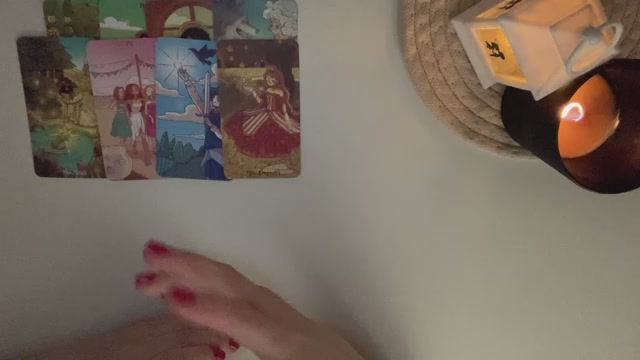 ЧТО ЕМУ НЕ ДАЁТ ПОКОЯ❓❗️ТАРО РАСКЛАД
