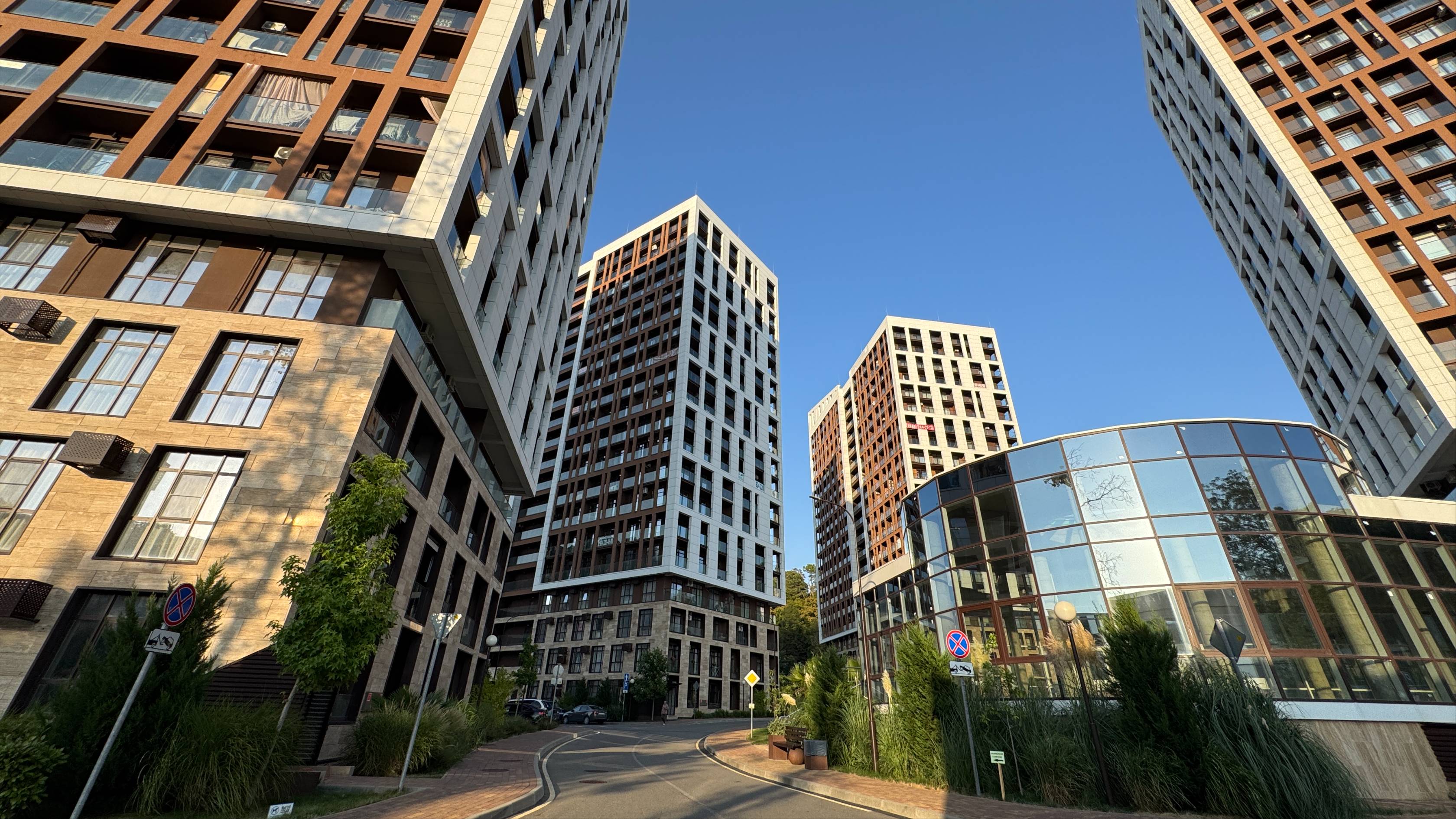 СРОЧНАЯ ПРОДАЖА! Лучшая цена в ЖК Аллея Парк. 37 м². Рмт. Вид на горы. 13 млн