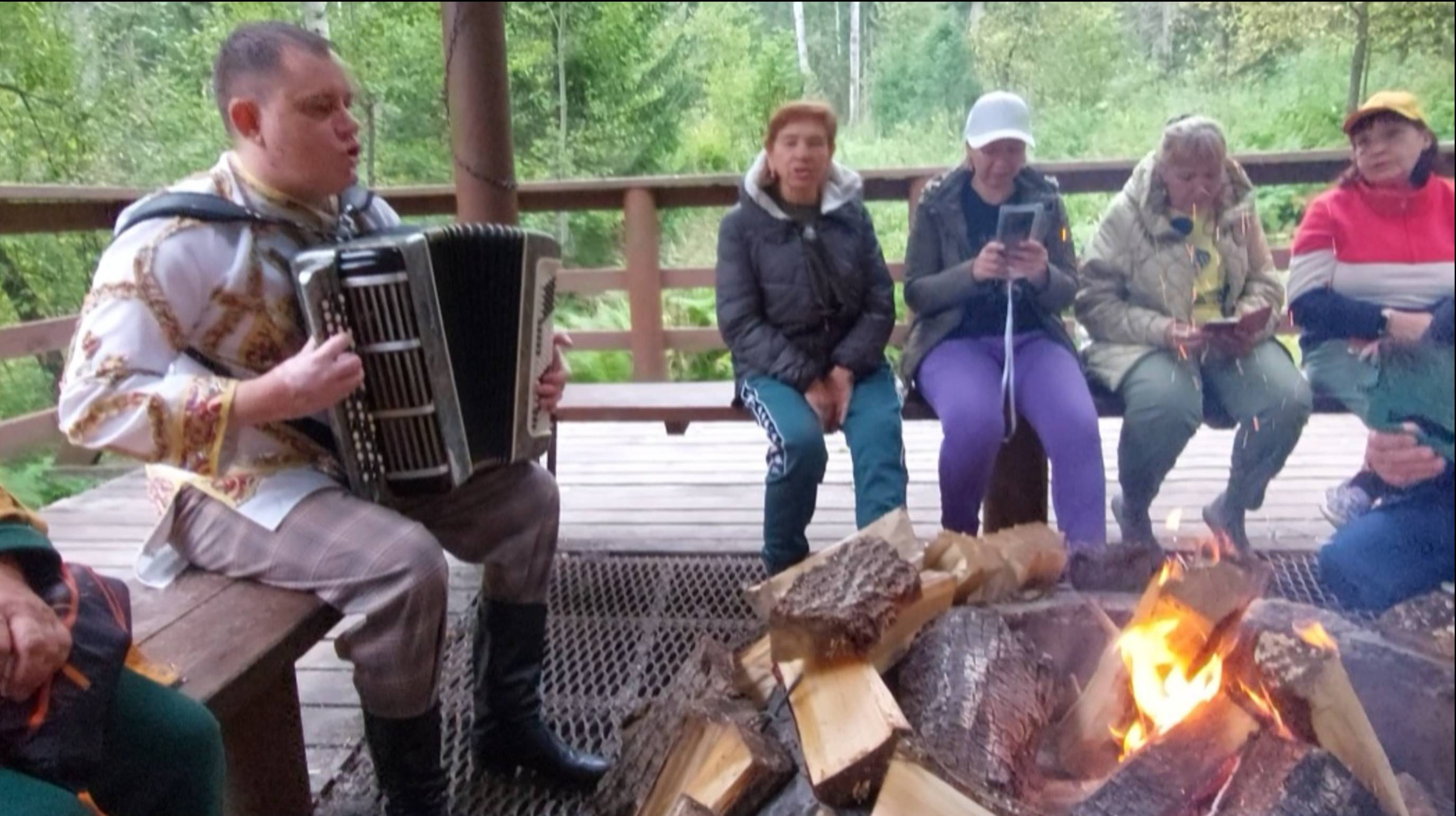 Центральные Столбы .Городок Нарым. Костёр
