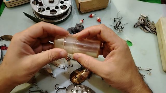 НОВОЕ ПОПОЛНЕНИЕ С БАРАХОЛКИ, ТАКИЕ ИНТЕРЕСНЫЕ СНАСТИ СССР ПОПАЛИСЬ, ХОТЬ СТОЙ ХОТЬ ПАДАЙ.