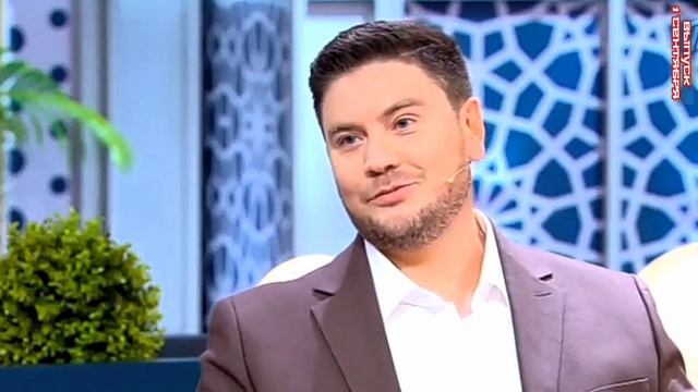 Давай поженимся 01.09.2025
Сегодня в студии — Ренат Альфредович, 41 год, преподаватель русского язы