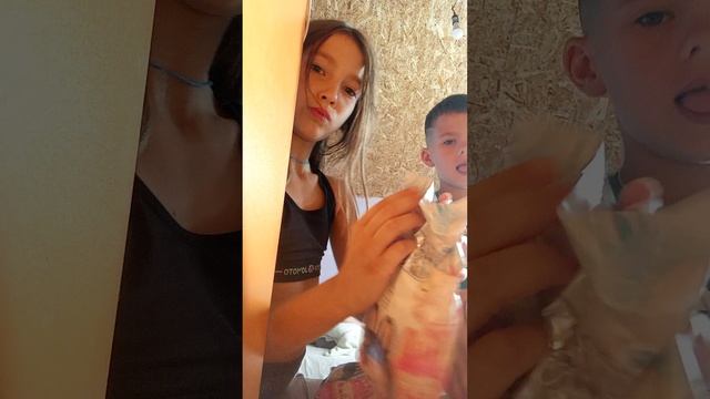 1000002975.mp4
