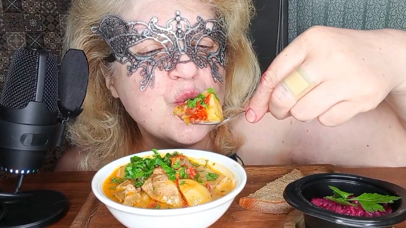 ОБЖОРЧИК НА ЗАВТРАК"ВЫ ПРОБОВАЛИ ТАКУЮ ВКУСНЯШКУ"?МУКБАНГ/ЕДА/ЕДАНАКАМЕРУ/