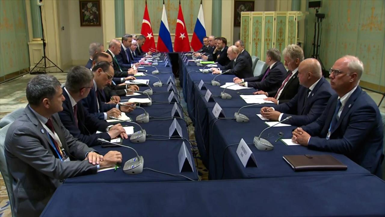 Путин встретился с Эрдоганом на полях ШОС в Тяньцзине