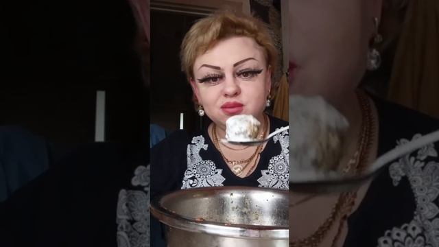 ПРИВЕТУЛИ ДЕВЧУЛИ! Я ТУТА А ВЫ ?!???))