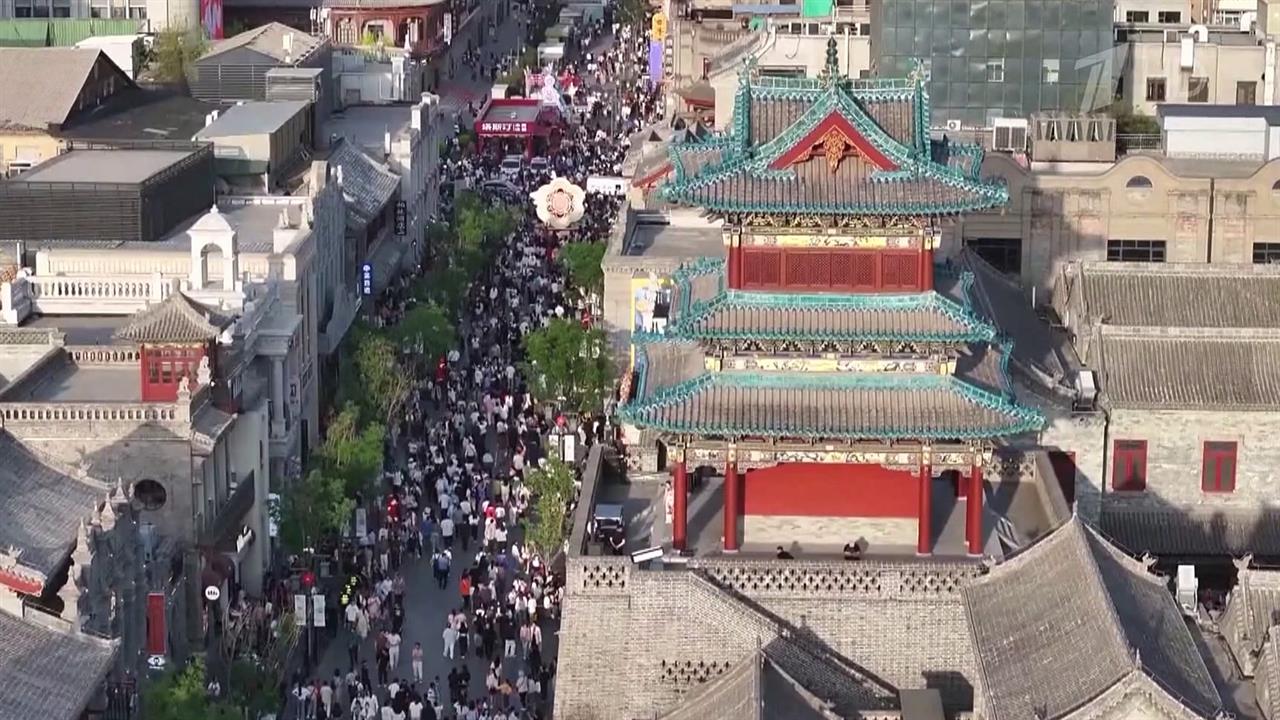 Китай вводит безвизовый режим для граждан России