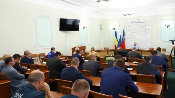 В Ростове-на-Дону ввели режим ЧС после атаки БПЛА