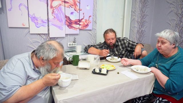 Мы заслужили сегодня весь день кушать домашние полуфабрикаты