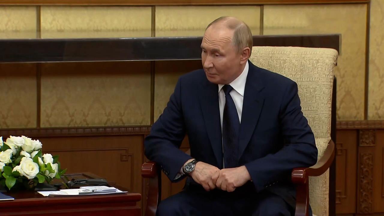 Вучич пообещал Путину, что Сербия продолжит сохранять военный нейтралитет
