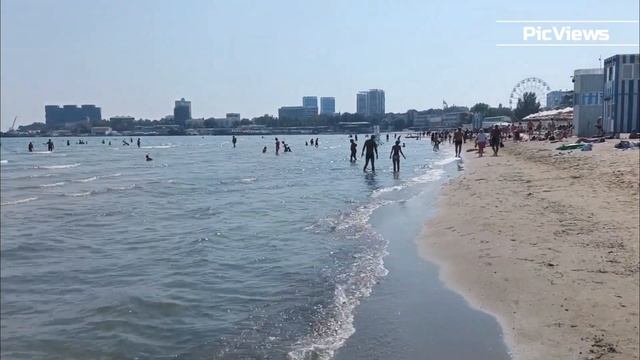 Анапа Центральный пляж сегодня 2 сентября 2025. Обстановка на пляже в Анапе. Погода в Анапе сейчас