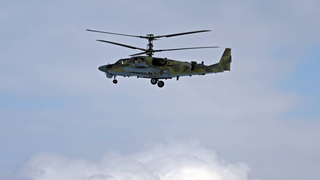 Ка-52М ударил по личному составу ВСУ. Лучшее видео из зоны СВО