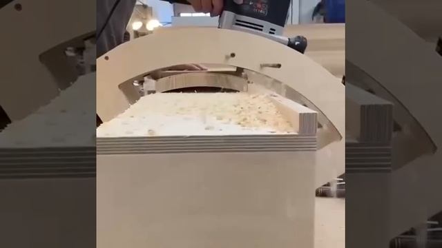 Самодельный станок для работы неровными заготовками