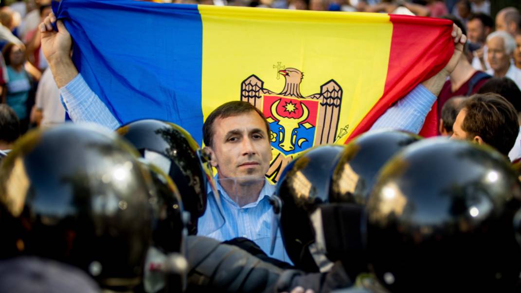 Молдавские власти провели обыски у активистов партии «Сердце Молдовы»