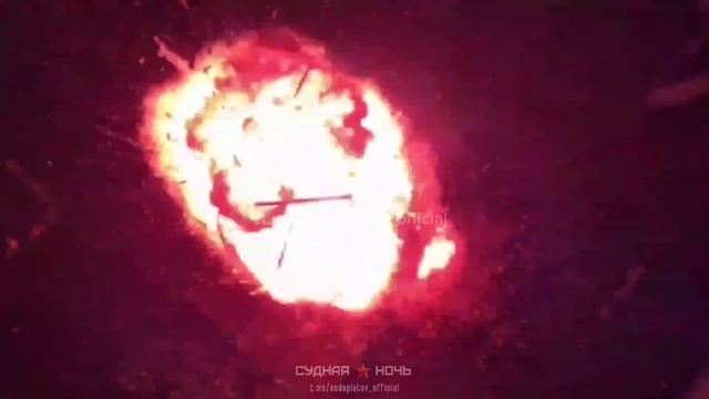 Тяжелый дрон «Кузя» сбрасывает ТМку и разносит объект ВСУ в щепки...