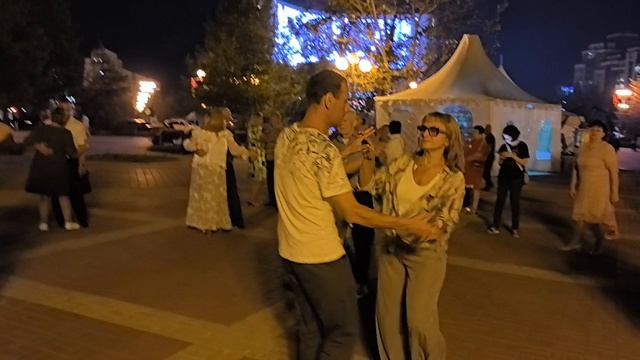 Дым сигарет с ментолом... 31.08.25...