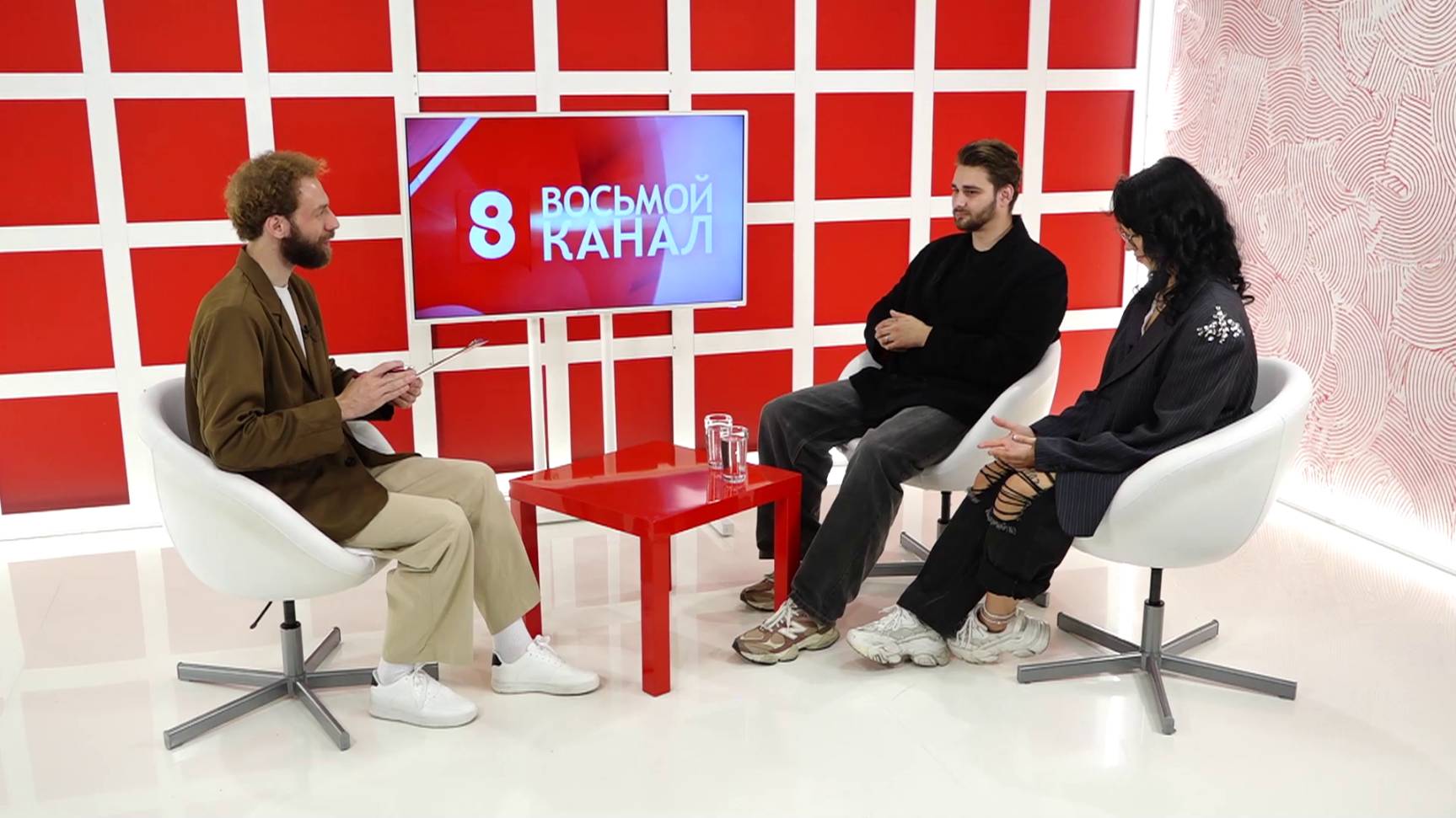 Интервью на «8 канале». Артур Лукава, Владимир Французенко, Кристина Лёвкина.