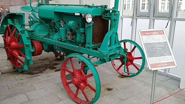 В ПЫШМЕ В МУЗЕЕ ВОЕННОЙ ТЕХНИКИ.
