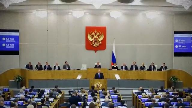 В ШКОЛУ ЗА НАШ СЧЁТ. Чиновники осыпают подарками мигрантов Народ в ярости