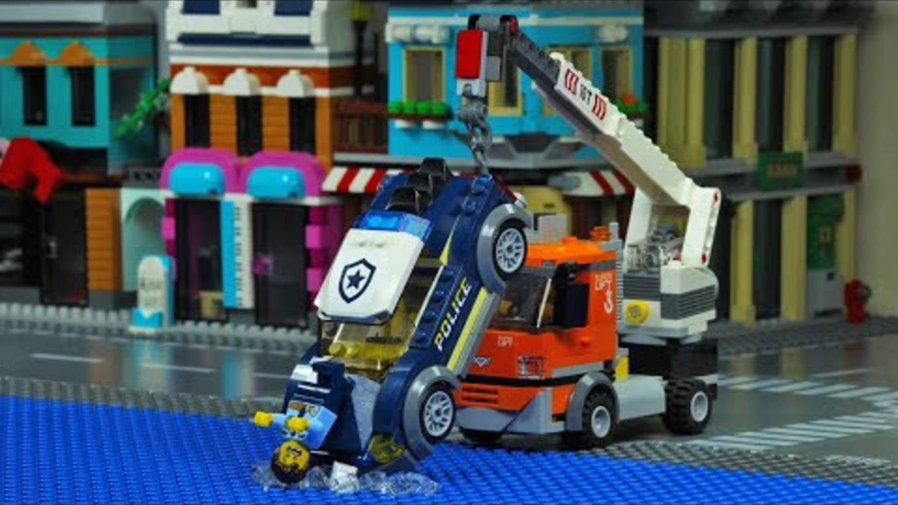Авария мотоцикла с полицейской машиной Lego City