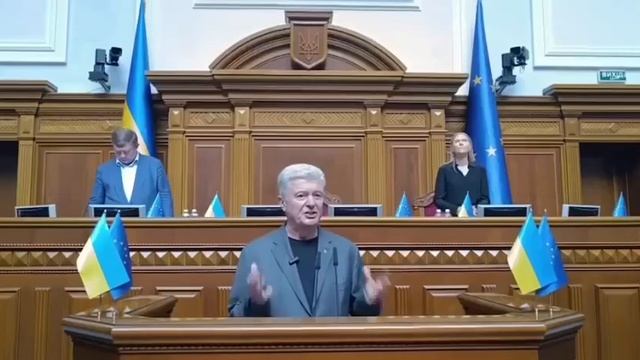 Шоколадный фюрер отлипнув от очередной бутылки призвал запретить Телеграм на Украине. 😀