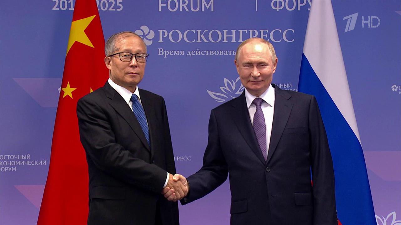 В. Путин поблагодарил китайское руководство за принятое решение о безвизовом режиме для россиян.