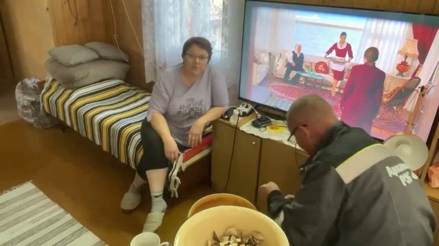 ВОЛОСЫ ДЫБОМ 🔥ПРОИШЕСТВИЕ НА ДАЧЕ! ВСЕ СОСЕДИ СБЕЖАЛИСЬ!