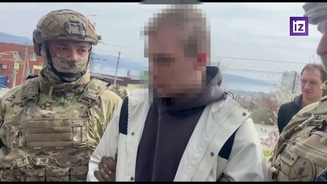 ФСБ задержала в Краснодаре подростка, подозреваемого в серии диверсий на железной дороге. Пред...