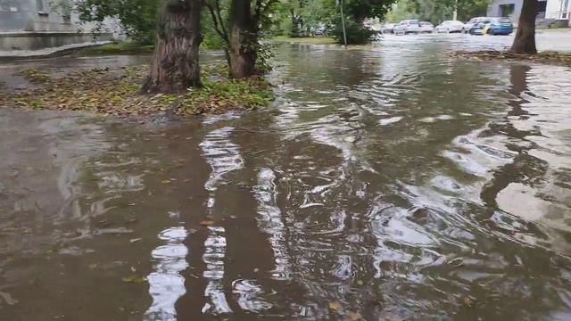 Последствия ливня на Красногвардейской в Комсомольске