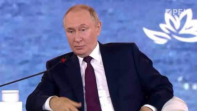 Путин назвал неожиданным решение Китая о безвизе с Россией