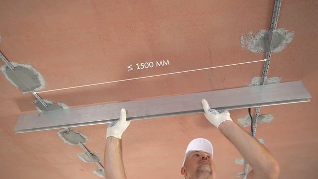 Как оштукатурить потолок: выбираем инструменты и штукатурную смесь для ремонта